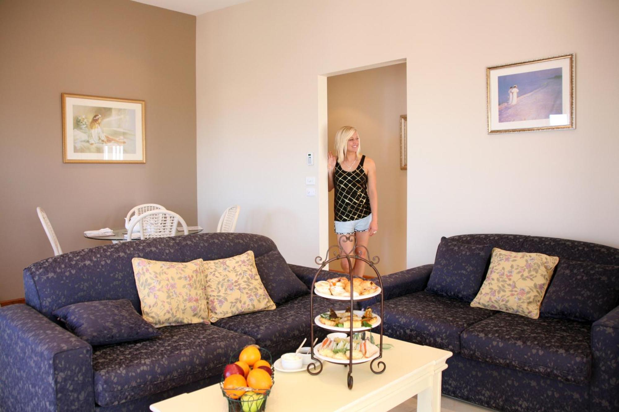 Lavender House Bed & Breakfast Зе-Энтранс Экстерьер фото